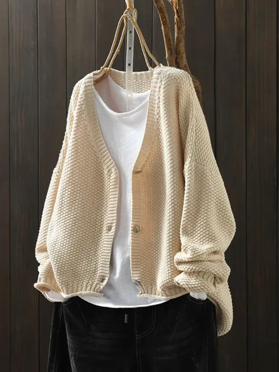 Gilet en Laine Femme | Maille Épaisse et Coupe Décontractée in Beige#couleur_beige