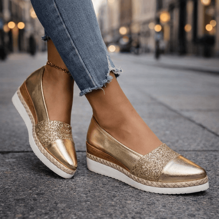 Mocassin Cuir Femme Plateforme | Bout Rond et Enfilage Rapide in Doré#couleur_dor