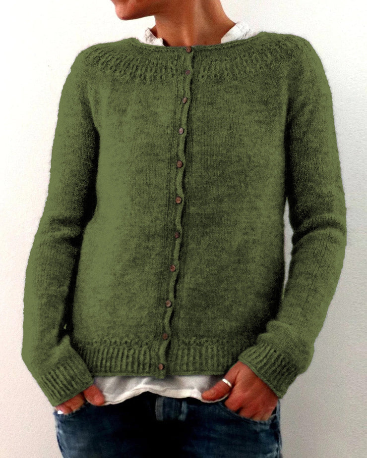 Pull en Cachemire Femme Boutonné | Col Rond Maille Fine Raffinée in Vert olive#couleur_vert-olive