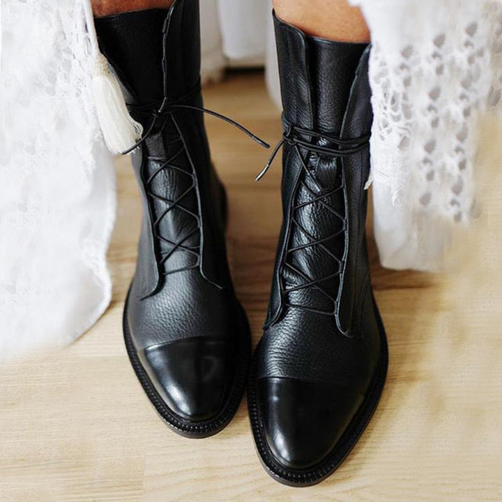 Bottines Noires Femme Talon | Cuir Lisse et Bout Effilé in Noir#couleur_noir