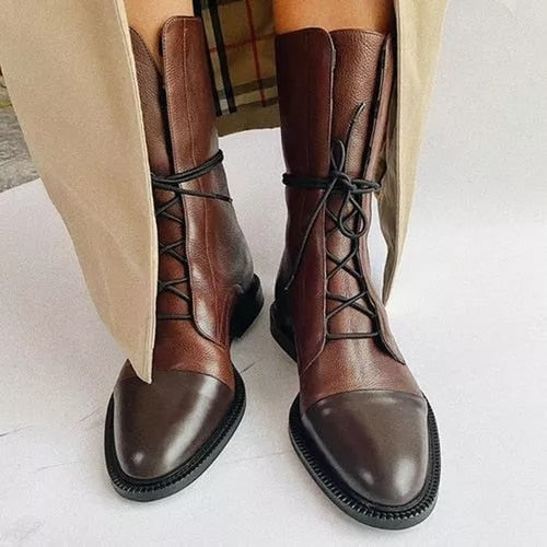 Bottines Noires Femme Talon | Cuir Lisse et Bout Effilé in Marron#couleur_marron