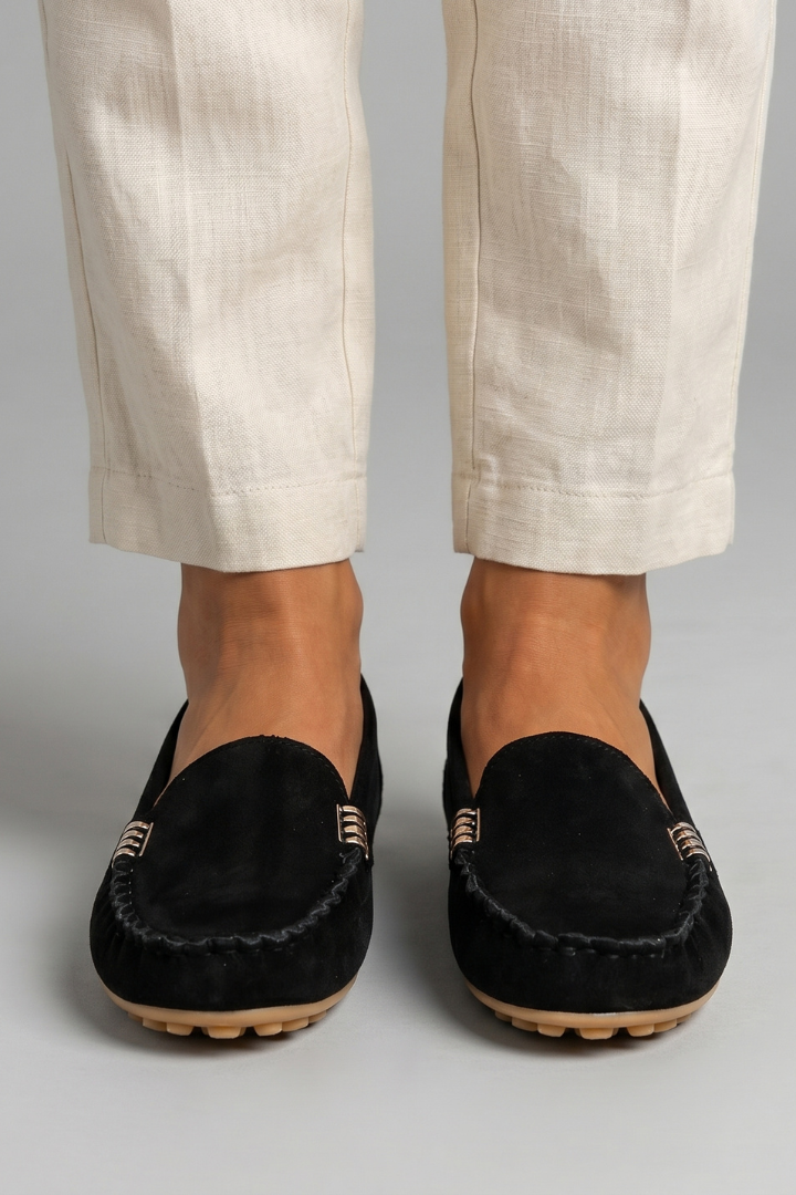 Mocassin Daim Femme | Semelle Souple et Coupe Classique in Noir#couleur_noir