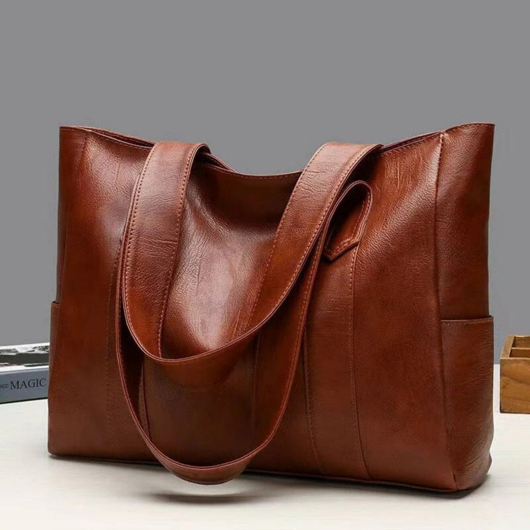 Sacs Cabas Femme à Poches Latérales | Format Ordinateur in Marron#couleur_marron