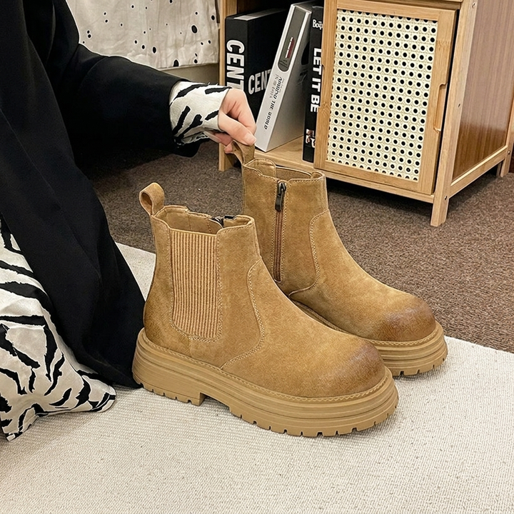 Bottines Chelsea Femme Marron | Tirant Arrière et Gousset in Camel#couleur_camel