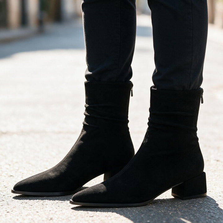 Bottines Drapées en Daim | Bout Pointu Élégantes #couleur_noir