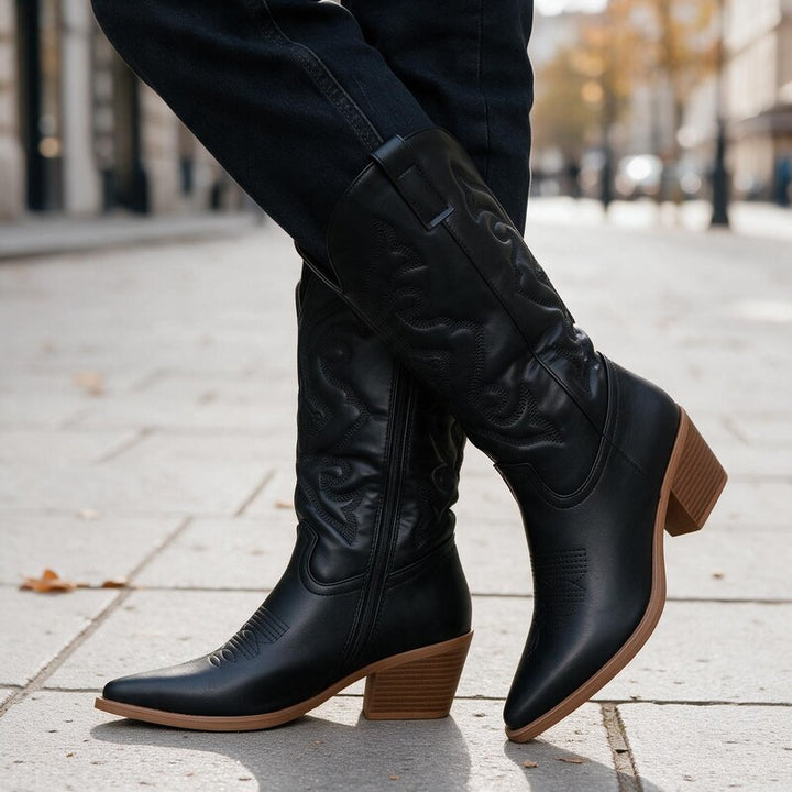 Bottes Santiag Femme Brodées | Tige Haute et Bout Pointu in Noir#couleur_noir