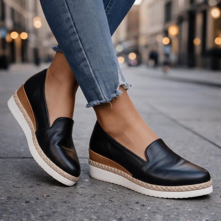 Mocassin Cuir Femme Plateforme | Bout Rond et Enfilage Rapide in Noir#couleur_noir