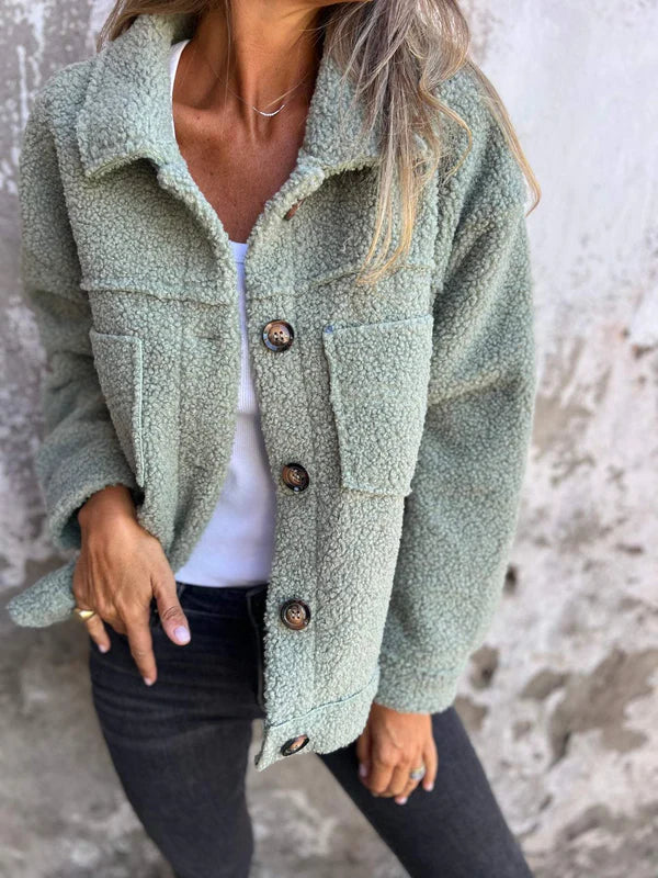 Veste Teddy Femme Boutonnée | Col Chemise et Poches Plaquées – Vert#couleur_vert