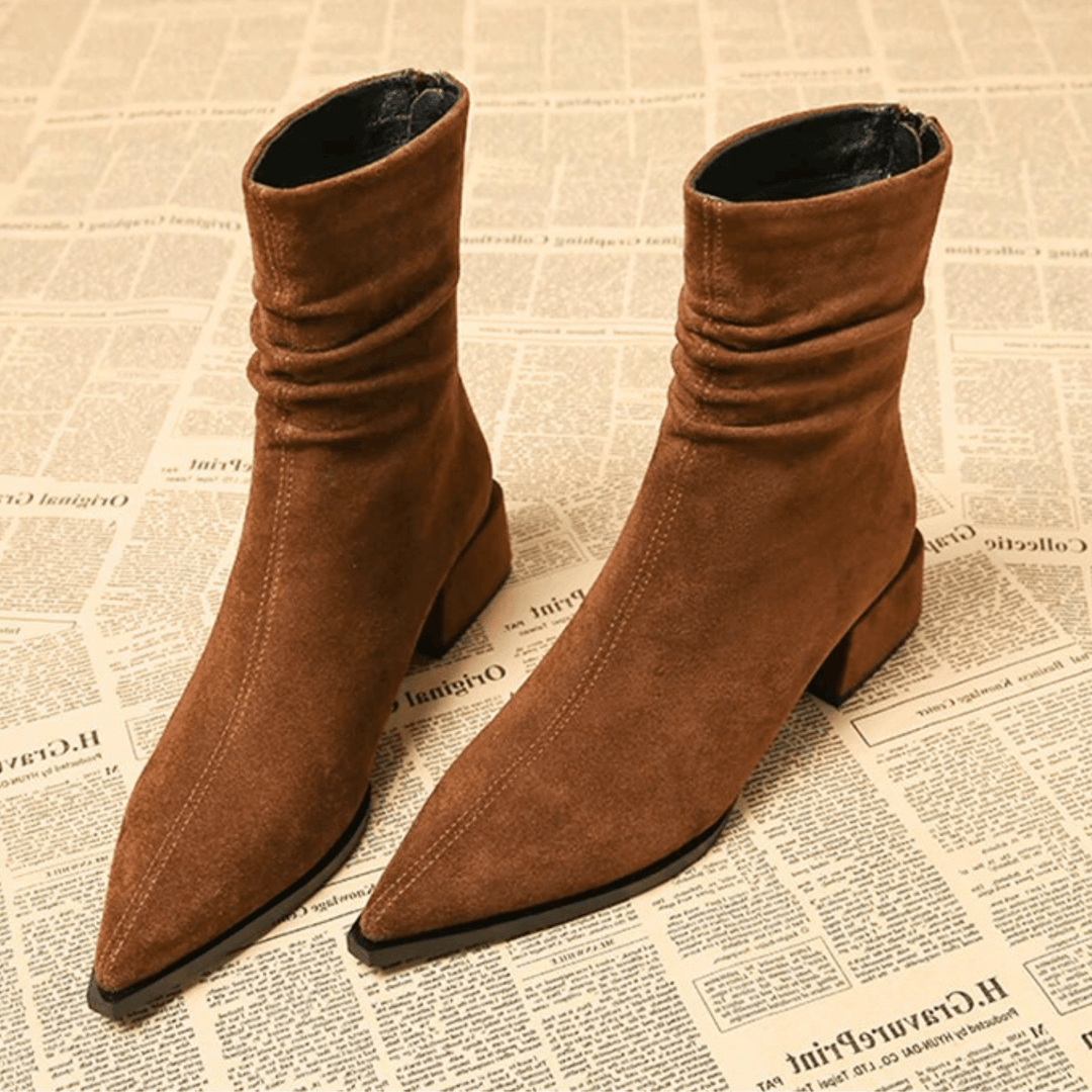 Bottines Drapées en Daim | Bout Pointu Élégantes – Marron #couleur_marron