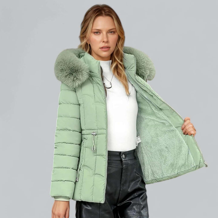 Parka Femme Rembourrée | Capuche Coupe Droite Confortable Chic in Vert#couleur_vert