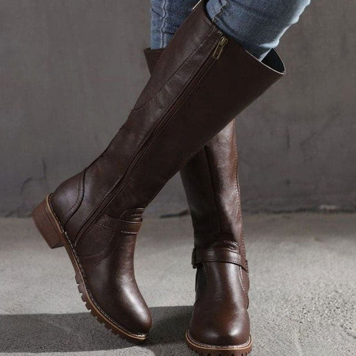 Botte Haute Femme en Cuir | Boucles à la Cheville et Zip Latéral in Chocolat#couleur_chocolat